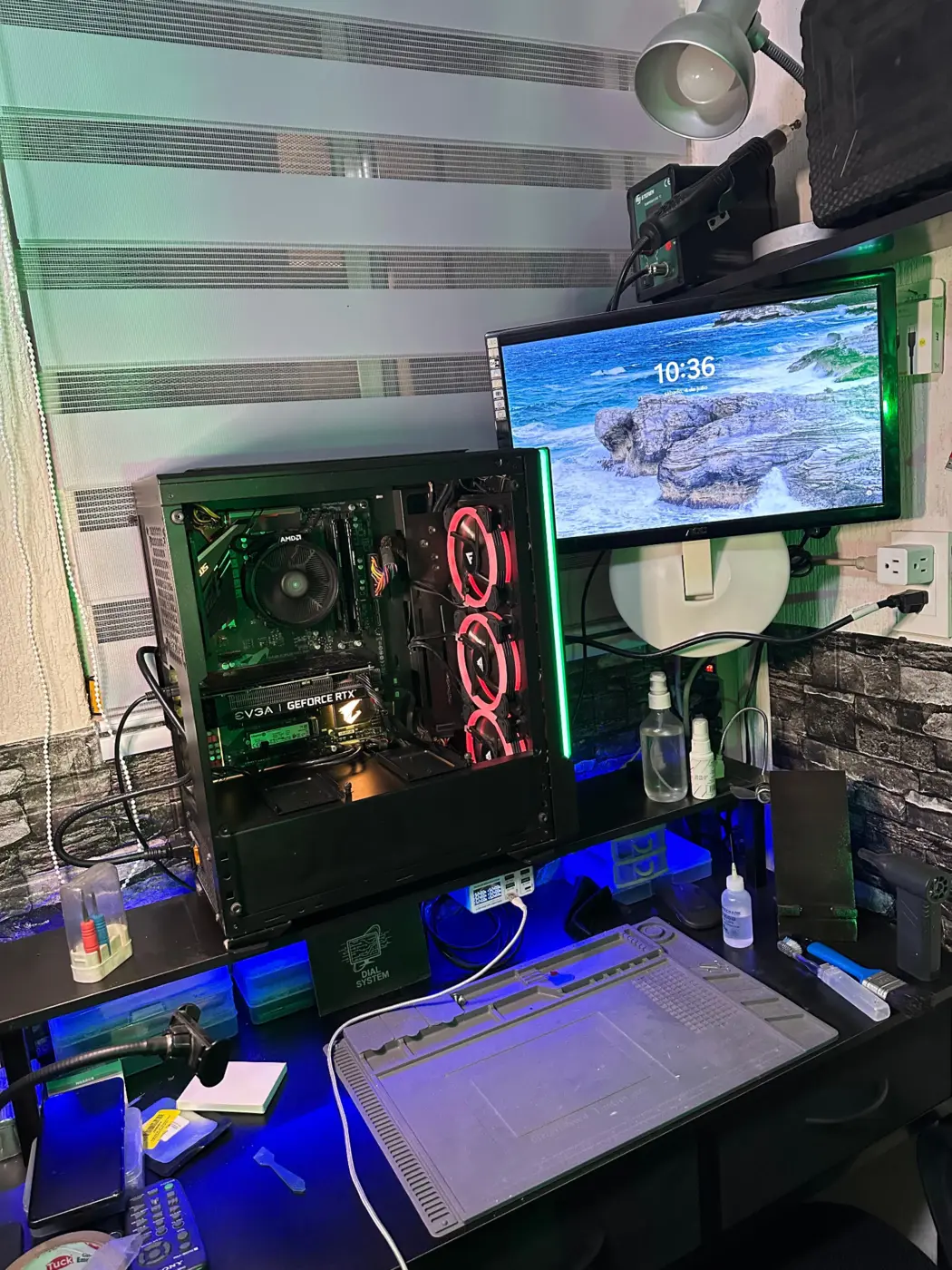 PC Gamer en pruebas dentro del taller Dial System